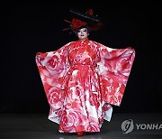 JAPAN FASHION WEEK