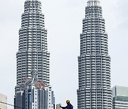 MALAYSIA BUILDING SKYSCRAPER