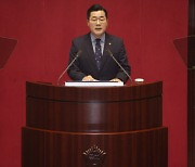 박찬대 "'의료대란 해결 위한 여·야·의·정 비상협의체' 구성하자"