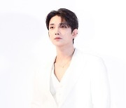 [ET포토] 세븐틴 조슈아, '화이트 프린스'