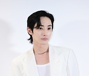 이수혁, 깨끗한 화이트[포토엔HD]