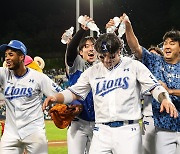 KBO 역대 3번째 400홈런 금자탑…박진만 감독 “박병호 500홈런 달성 응원해”