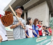 환경단체 '야구장 쓰레기 문제 심각'