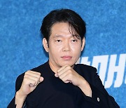 박지환 “6세대 아이돌 제이환...연기하지 않아도 흐르는 페로몬”[MK★현장]