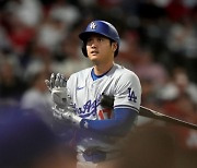 MLB 첫 ‘50-50’ 도전하는 오타니, 친정팀 상대로 이틀째 침묵