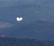 [속보] 합참 "북, 오늘 오전에도 쓰레기 풍선 또 부양"