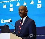 연준 매파 보스틱 "물가 2% 안 돼도 금리 내릴 준비 돼 있어"