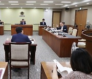 충남도 조직개편안, 도의회서 제동…"감염병관리과 폐지에 우려"