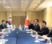 韓日, 출입국 절차 간소화 추진…‘재외국민보호 협력각서’ 체결