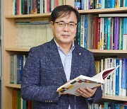 “인구문제, 동포 말고는 답 없다…복수국적 허용연령 40대로 낮춰야”