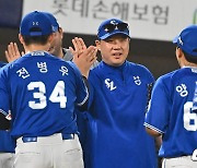 '2위 굳히기 돌입' 삼성 박진만 감독, "이재현이 혈 뚫었다...육선엽 많이 느꼈을 것" [오!쎈 부산]