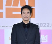 "신현준 갑질 폭로하겠다" 협박한 전 매니저, 실형 선고 후 행방 묘연