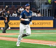 NPB 19홈런→KBO 41홈런...일본도 놀란 데이비슨 활약 "타고투저여도 대단해"