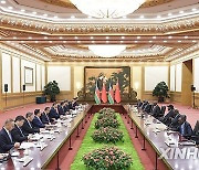 (FOCAC)CHINA-BEIJING-XI JINPING-SOUTH SUDAN-PRESIDENT-MEETING (CN)