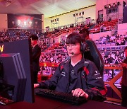 T1, LCK 서머 결승 진출 좌절…한화생명에 1대3 패배