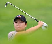 아픈 다리로 이틀 연속 선전한 홍정민 [KLPGA 메이저 KB금융]