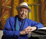 Sergio Mendes