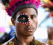 PAPUA NEW GUINEA POPE