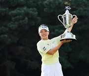 KLPGA '루키' 유현조, 메이저 대회서 첫승…KB챔피언십 정상(종합)