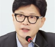 의정갈등 중재자 맡은 한동훈…의료계 설득은 더 '고차방정식'