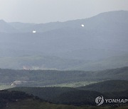 합참 "북한, 대남 쓰레기 풍선 또 부양"…닷새 연속 살포