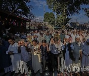 India Kashmir Muslim festival