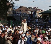 INDIA KASHMIR FAITH