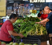 폭염·폭우에 中 물가 올랐지만 0%대 저물가…정책 요구 커져(종합)