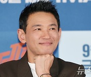 류승완 감독 "'베테랑' 시리즈 출발은 황정민, 없으면 안 돼"