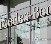 "감사하는 마음 담아"…'30만원 바우처' 쏜다