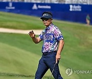 '미국 시니어 첫 우승' 양용은, 연장전 버디로 긴 승부에 마침표...감격