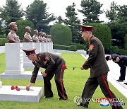 북한, 정권수립 76주년 맞아 대성산혁명열사릉에 헌화