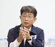 박상우 국토장관 "한국형 고속철도 우즈베키스탄 거침없이 달릴 것"