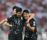 [오만전] 홍명보호 첫 골 주인공은 황희찬!… 한국, 전반 10분 오만 상대로 1-0 리드