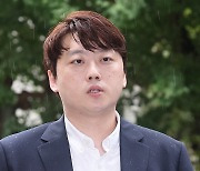 박단 "임현택 사퇴하라"…의료계 내부 균열에 협의체 더 막막