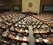 민주, 지역화폐법·특검법 이번 주 통과 목표…추석 밥상 ‘투트랙’