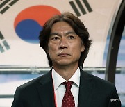 한국, 선제골 후 동점골 얻어 맞아 ‘또 오만 쇼크?’