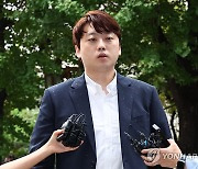 박단 "임현택 회장 사퇴 촉구…전공의·의대생 대표하지 않아"