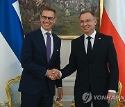 POLAND FINLAND DIPLOMACY