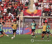 몸 푸는 축구대표팀 선수들