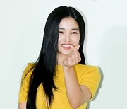 [ET포토] 김태리, '청량한 하트'