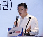 대통령실 "2천명 증원, 입장 변화 없어..열린 마음은 견지"