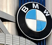 폭스바겐 이어 BMW…전망치 낮추자 주가 11％ 폭락