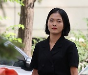 서울경찰청 광역수사단 참고인 조사 출석하는 김유영 삼성서울병원 전공의 대표