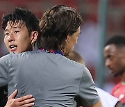 전술보다 개인기술… 손흥민·이강인에 의존한 한국축구, 오만에 3-1 승리