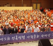 거리의 시인 노현태·트로트 가수 김경민, 재능기부로 선한 영향력 확산