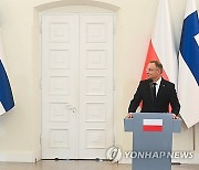 POLAND FINLAND DIPLOMACY