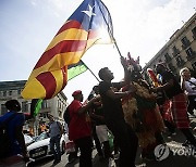 SPAIN CUSTOMS DIADA DAY