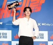 [ET포토] 이승기, '베테랑2 응원 왔어요'