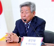 유인태 “이재명에 ‘꾀죄죄하다’ 했더니 연락 끊겨…윤 대통령, ‘혼밥 정치’ 안돼”